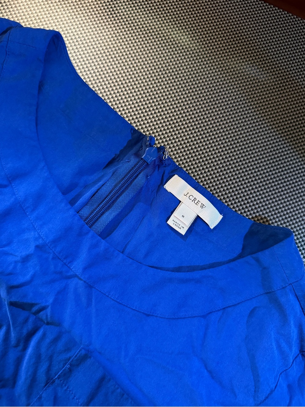 NWOT with imperfection J.Crew Women's Royal Blue Sleeveless Shell Top size 6